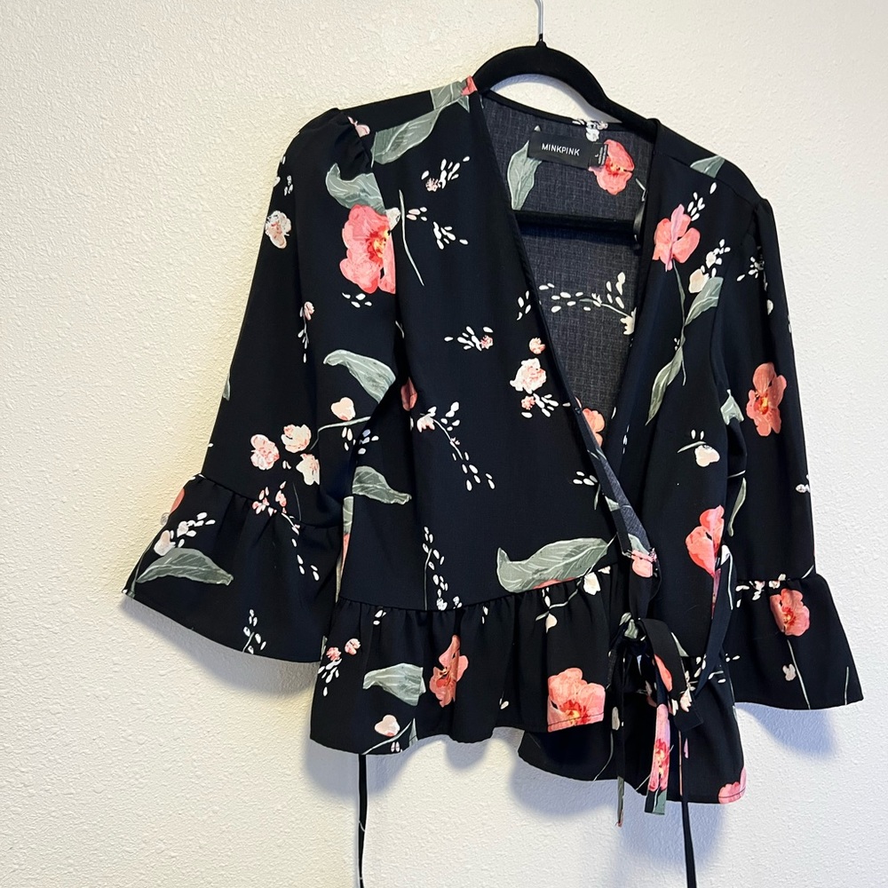 FLORAL MINK PINK TOP WORN ONCE